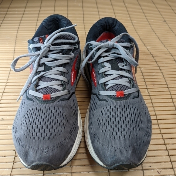 Brooks Beast 20 Mens 11.5D Shoes Sneakers Gray Red Running Walking NEW INSOLES main image 5